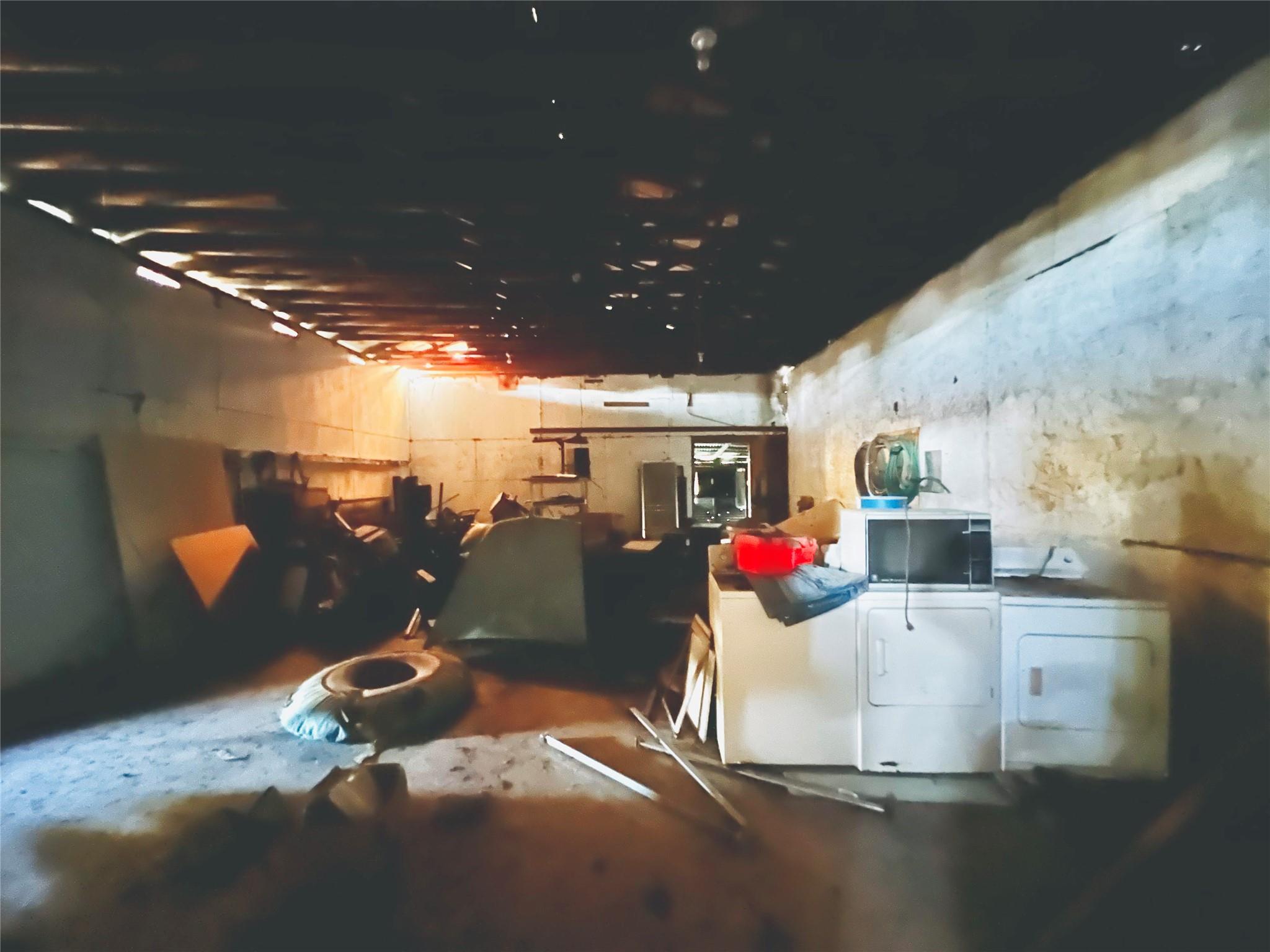 320 S College Ave, Cameron, TX 76520