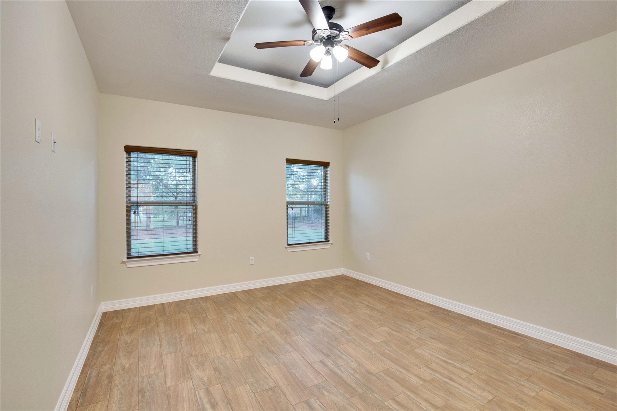 118 NW Buckhorn Dr, Bastrop, TX 78602