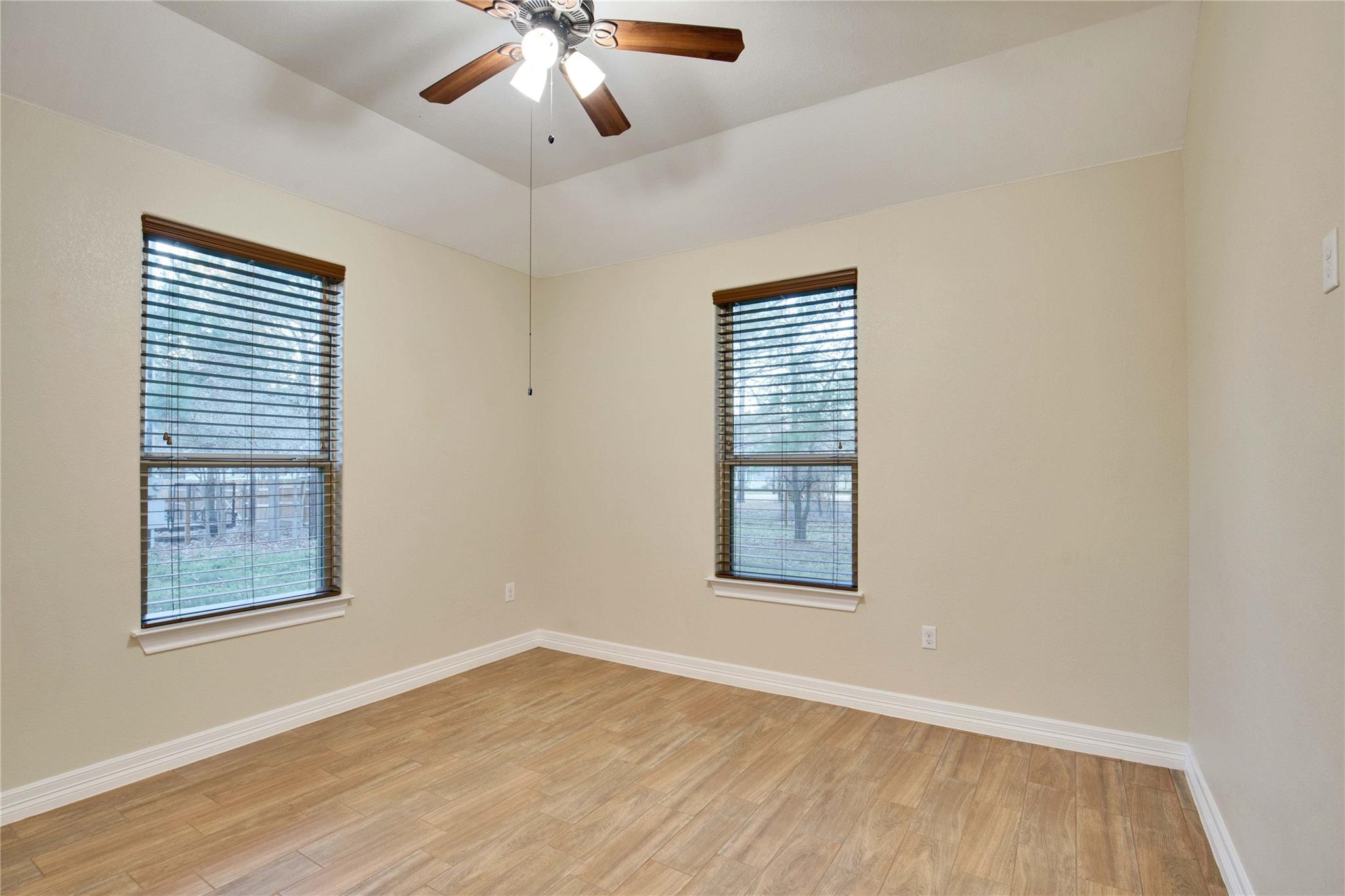 118 NW Buckhorn Dr, Bastrop, TX 78602