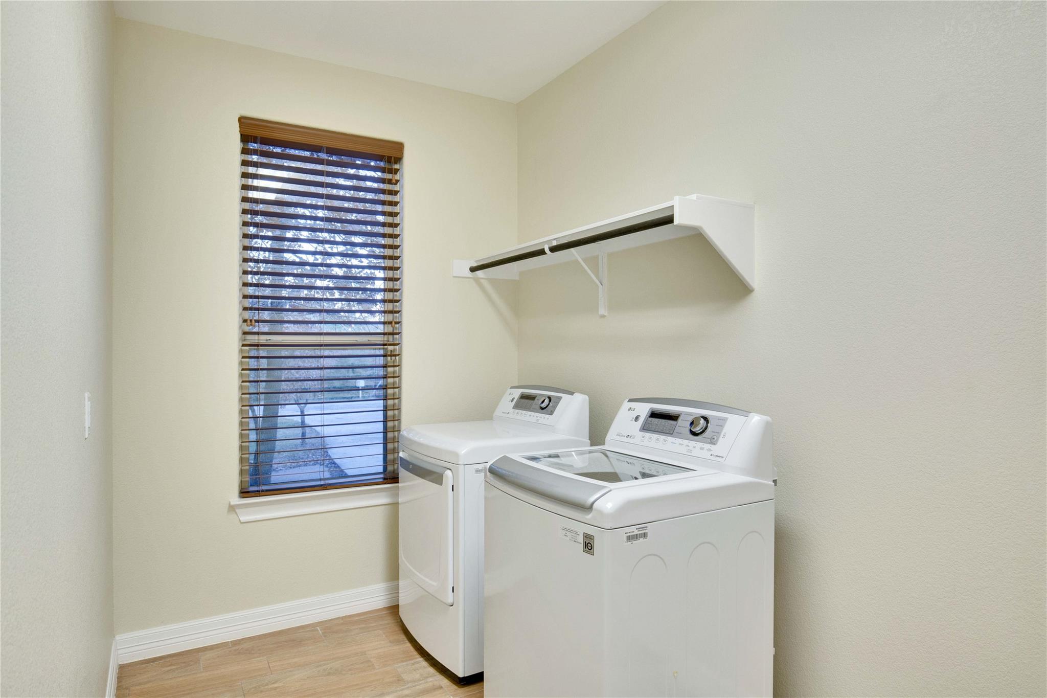 118 NW Buckhorn Dr, Bastrop, TX 78602