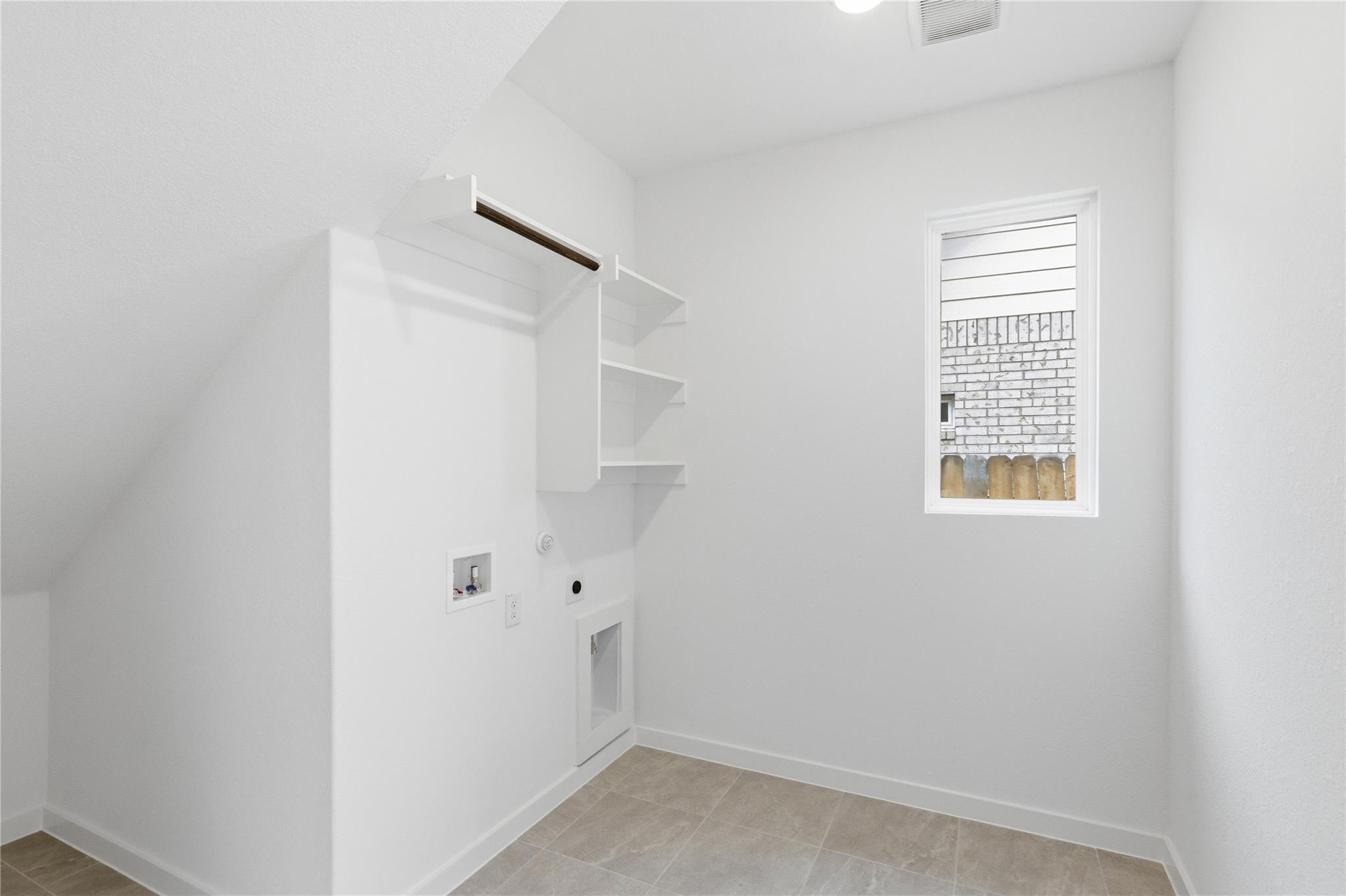 183 Bellie Ln, Kyle, TX 78640