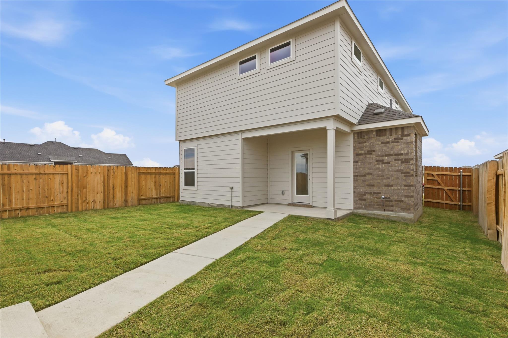 183 Bellie Ln, Kyle, TX 78640