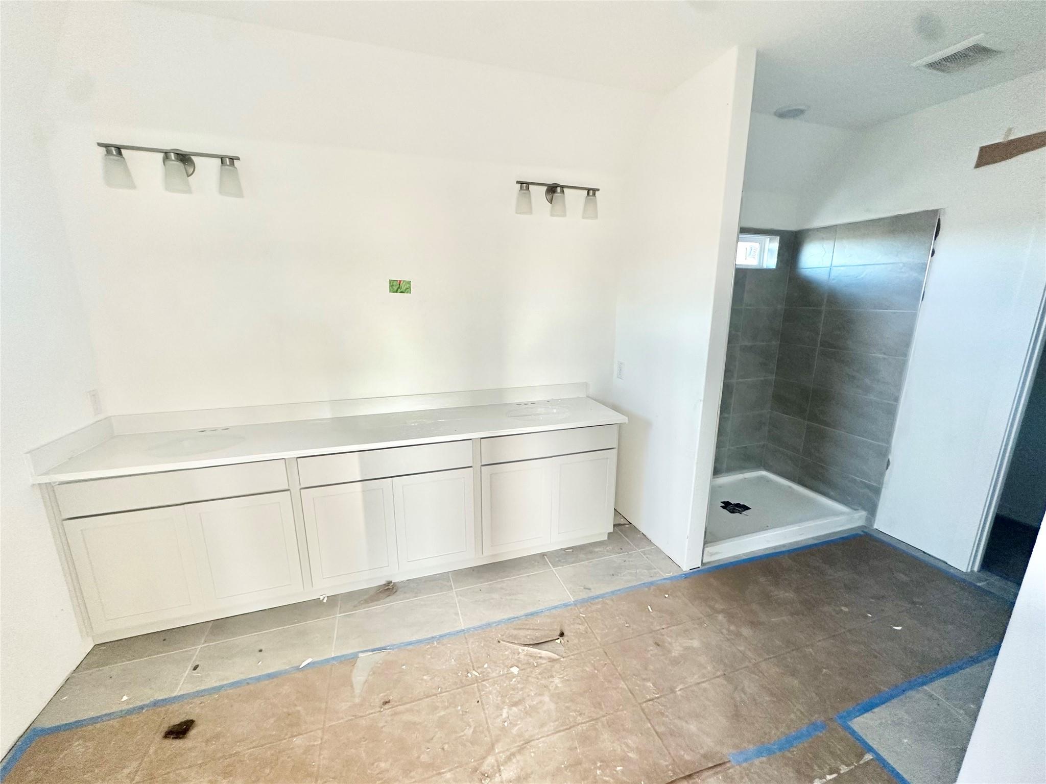 183 Bellie Ln, Kyle, TX 78640