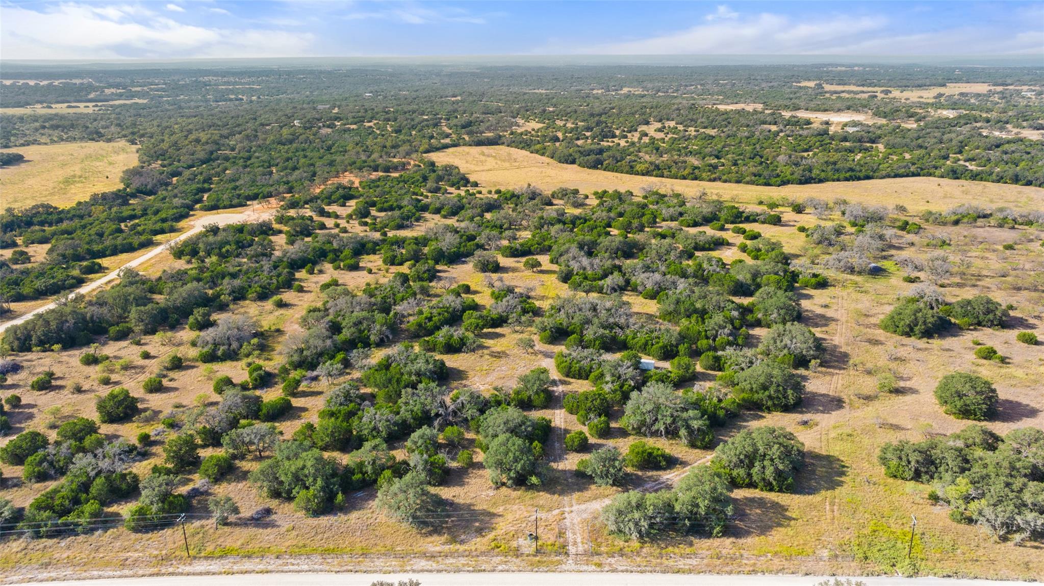 257 W Rolling Oaks Dr, Goldthwaite, TX 78644