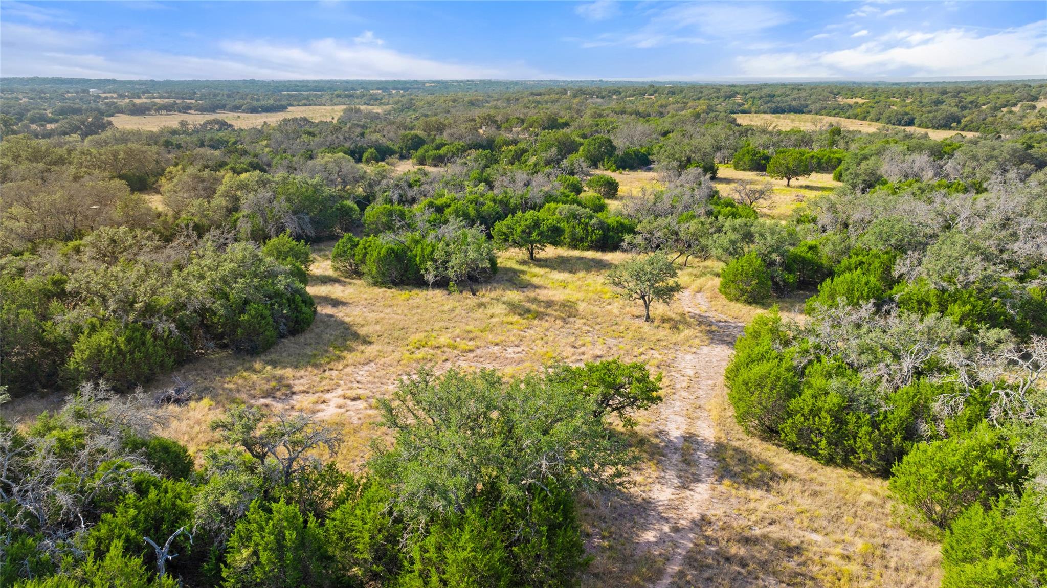 257 W Rolling Oaks Dr, Goldthwaite, TX 78644