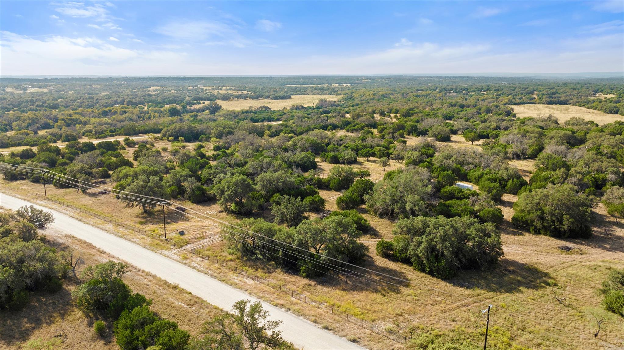 257 W Rolling Oaks Dr, Goldthwaite, TX 78644