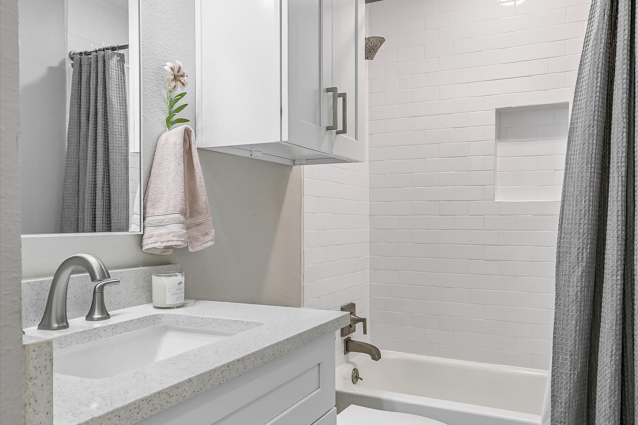 5001 Dull Knife Dr, Austin, TX 78759