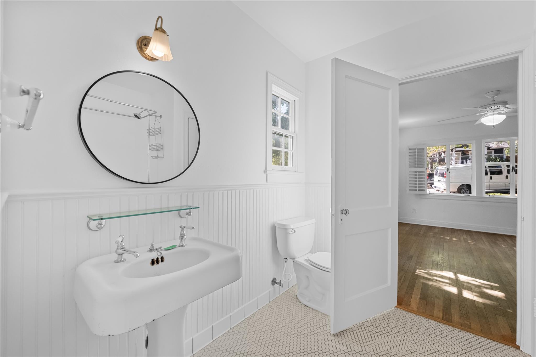 516 Lockhart Dr, Austin, TX 78704