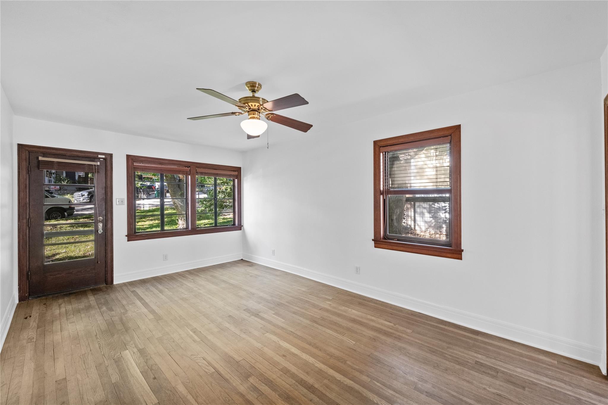 516 Lockhart Dr, Austin, TX 78704