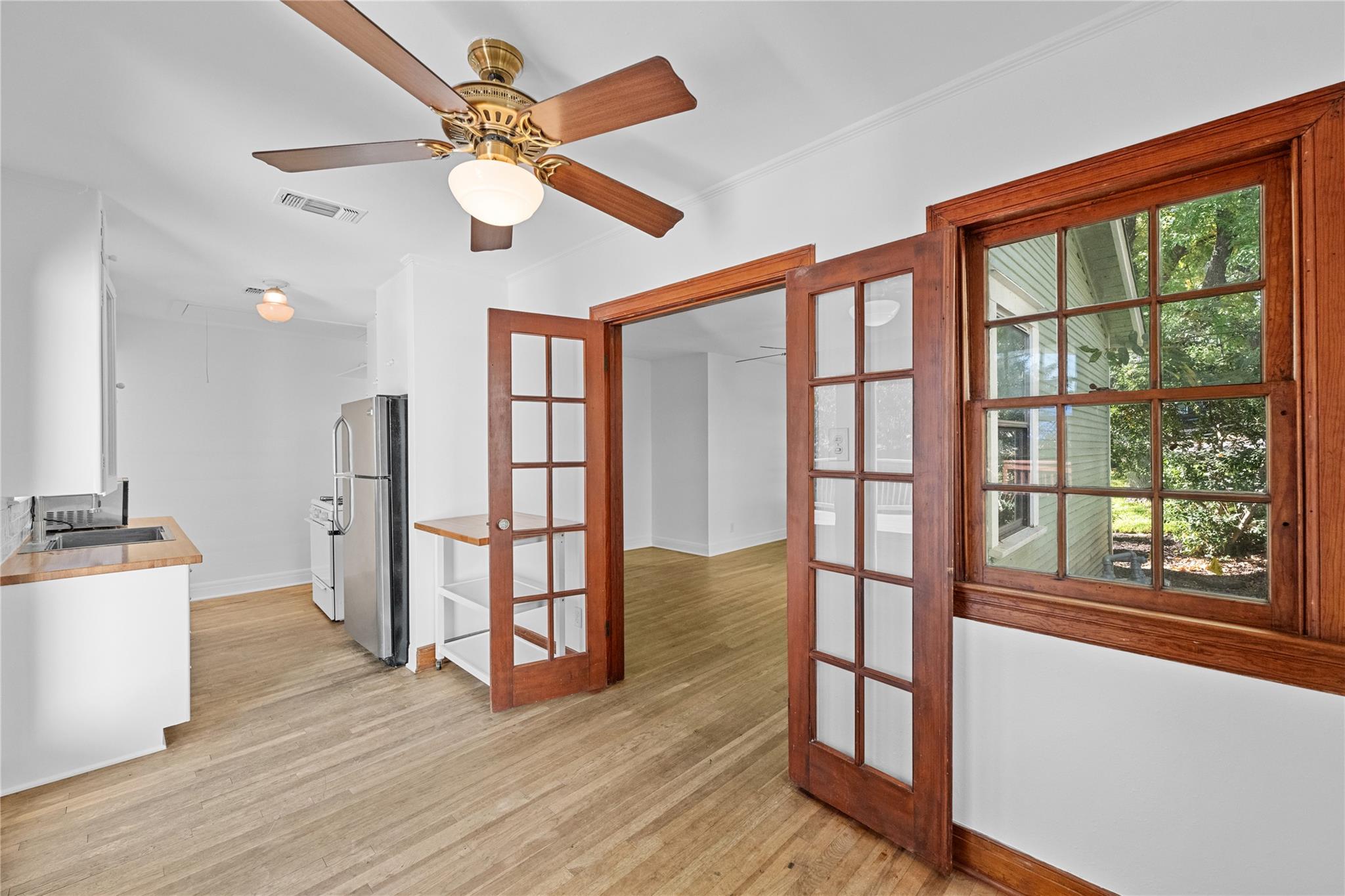 516 Lockhart Dr, Austin, TX 78704