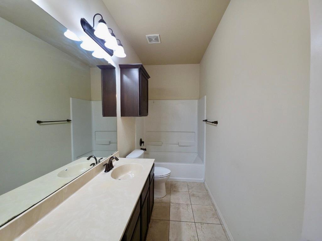 1500 Muirfield Bend Dr # A, Hutto, TX 78634