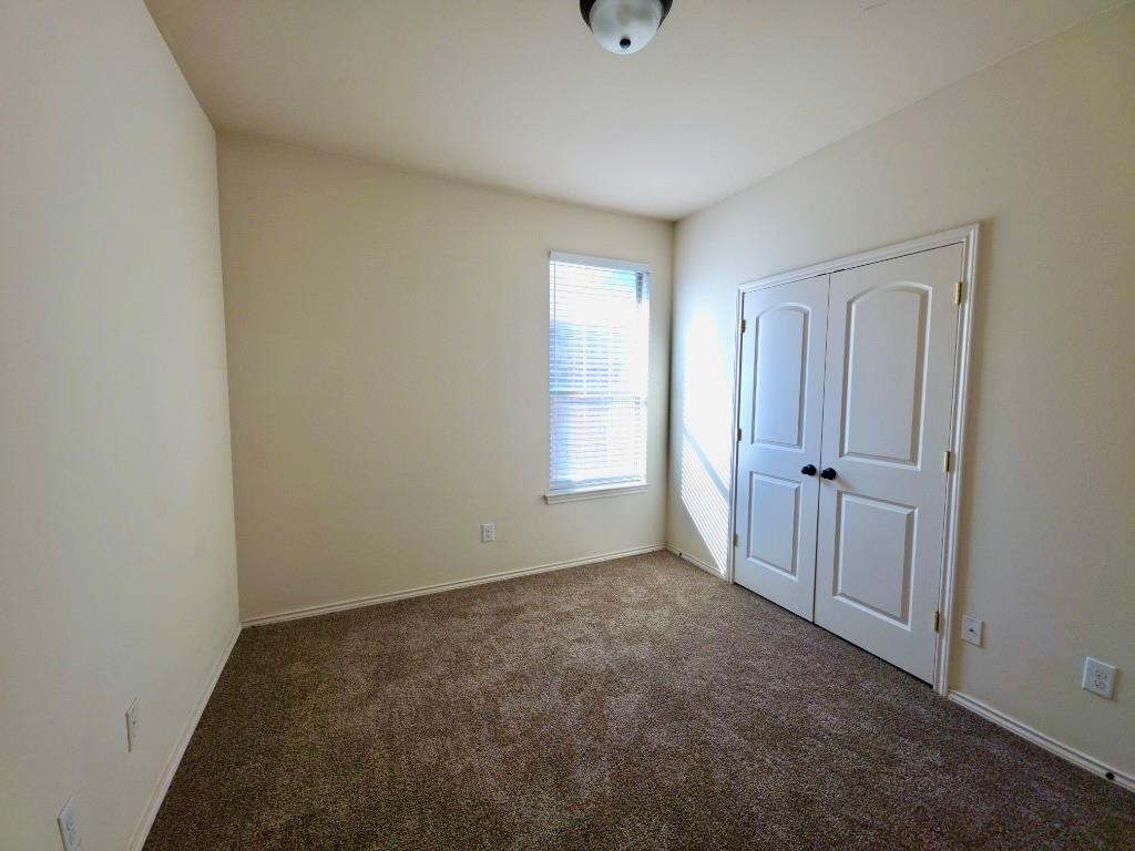 1500 Muirfield Bend Dr # A, Hutto, TX 78634