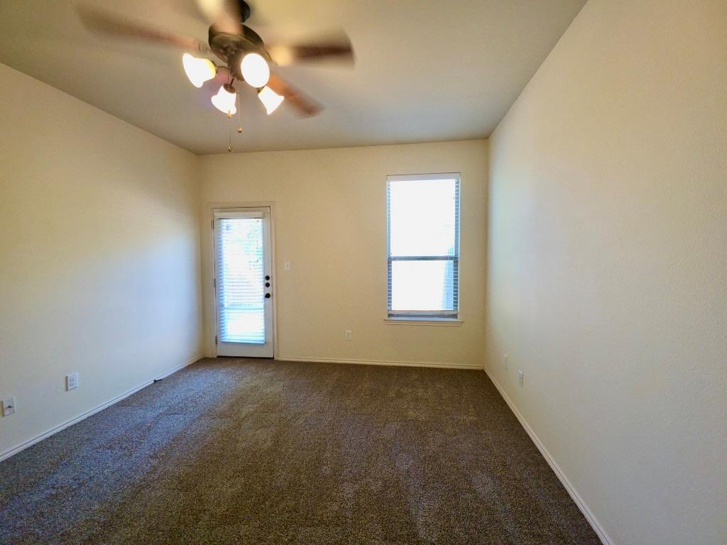 1500 Muirfield Bend Dr # A, Hutto, TX 78634