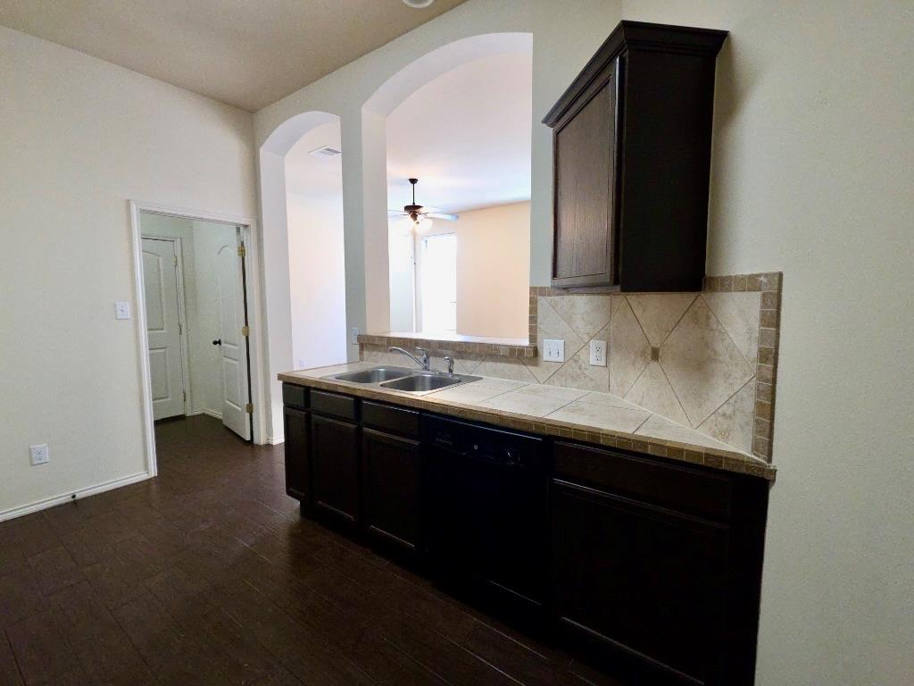 1500 Muirfield Bend Dr # A, Hutto, TX 78634