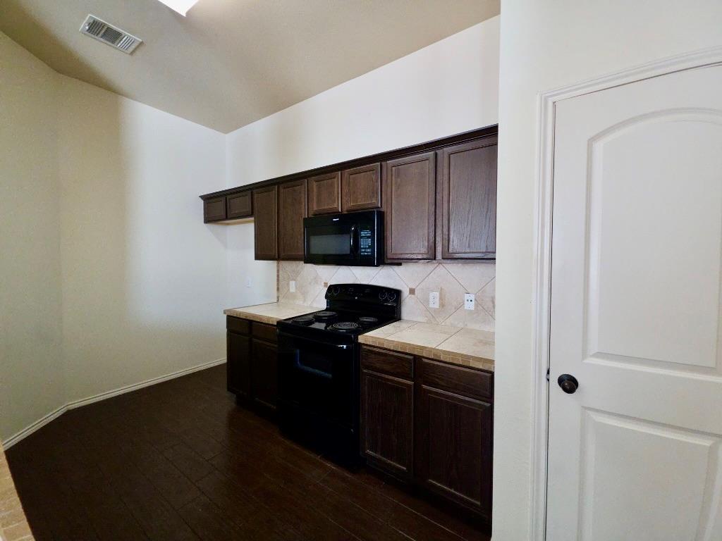 1500 Muirfield Bend Dr # A, Hutto, TX 78634