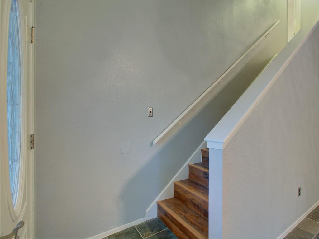 2901 Burning Oak Dr # B, Austin, TX 78704