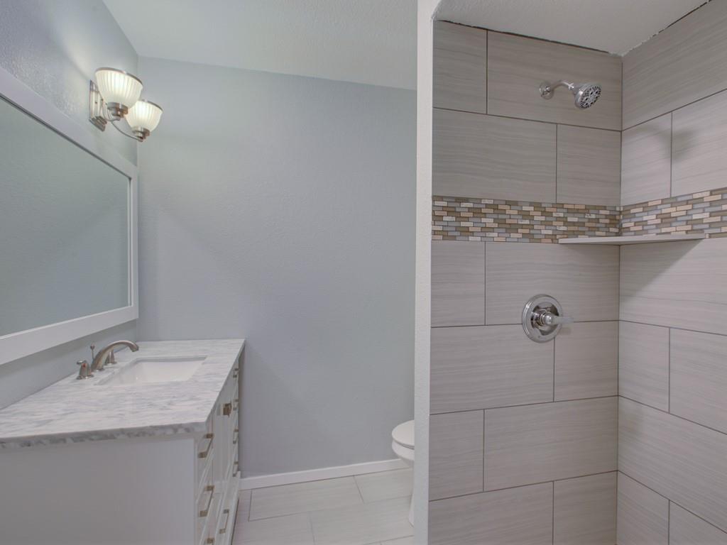 2901 Burning Oak Dr # B, Austin, TX 78704