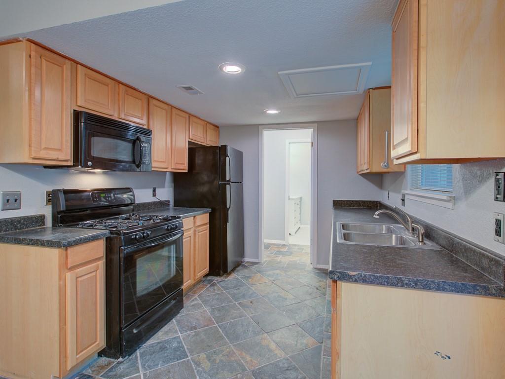 2901 Burning Oak Dr # B, Austin, TX 78704