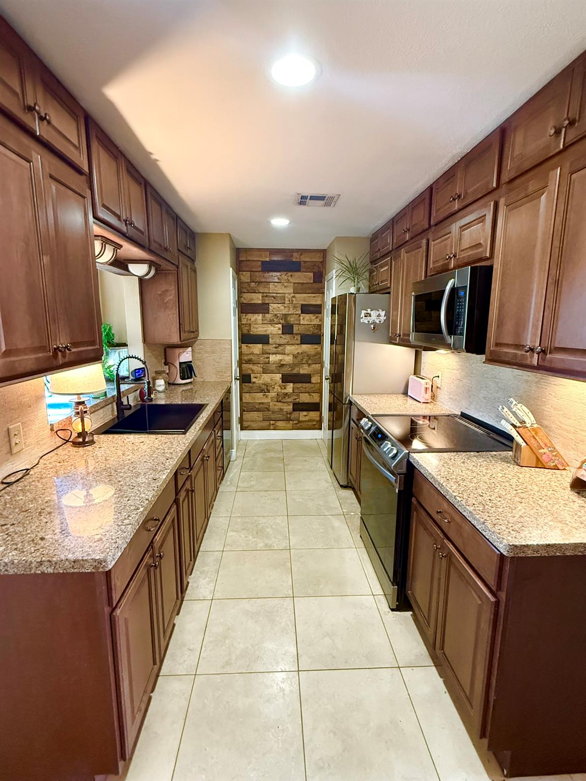 211 Rabbit Hollow Ln, Georgetown, TX 78626