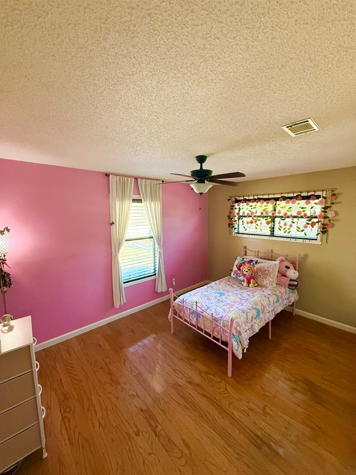 211 Rabbit Hollow Ln, Georgetown, TX 78626