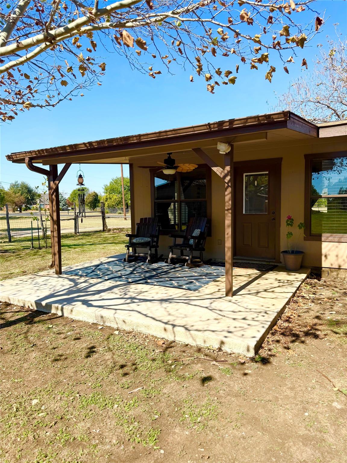 211 Rabbit Hollow Ln, Georgetown, TX 78626