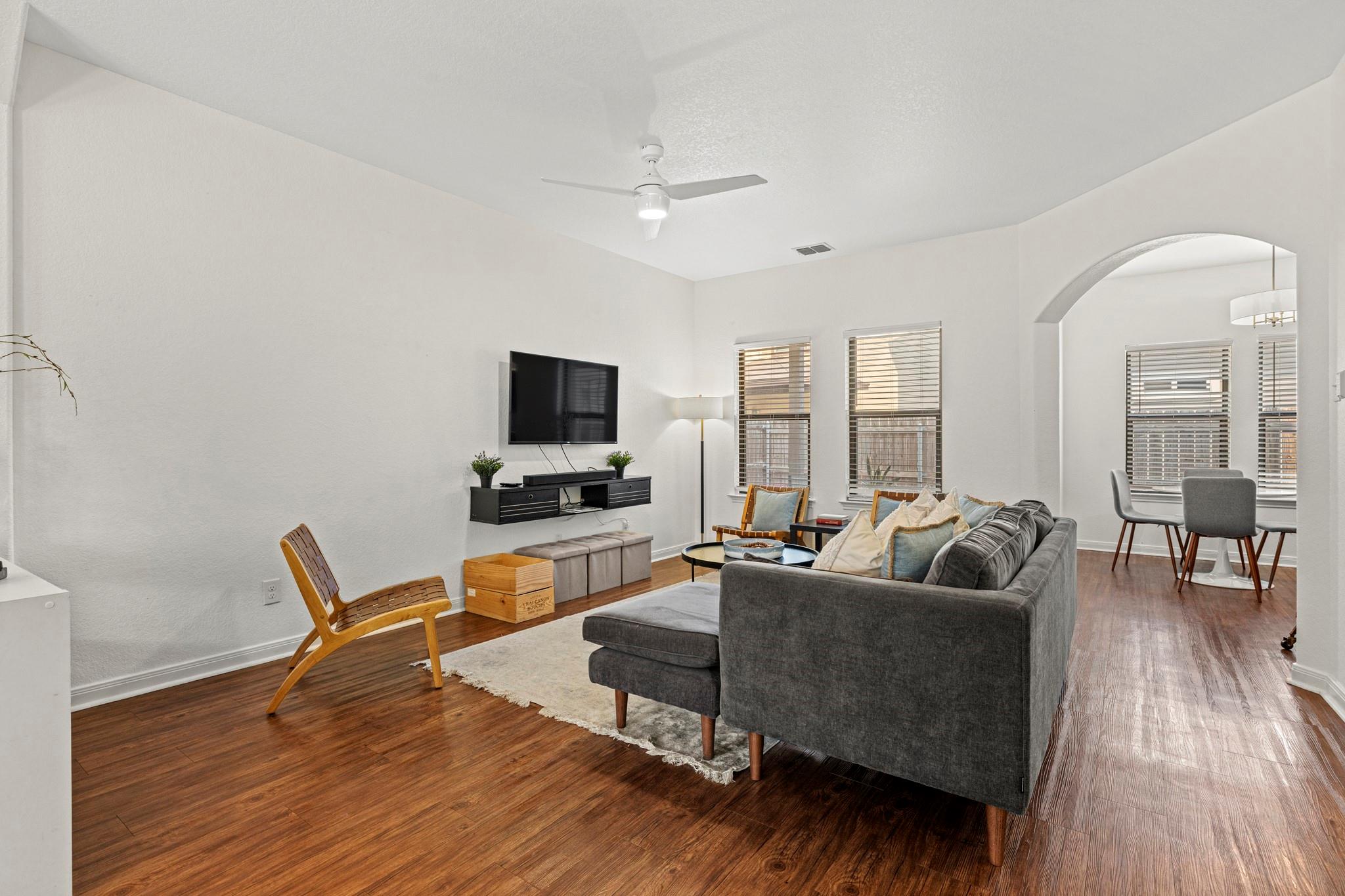 510 Mueller St, Fredericksburg, TX 78624