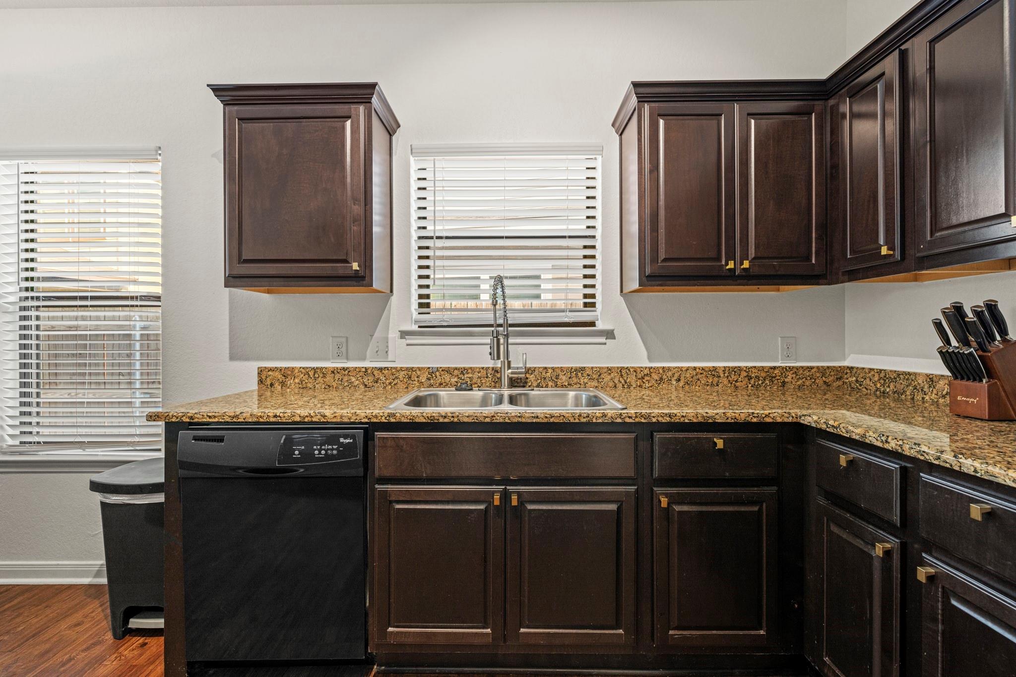 510 Mueller St, Fredericksburg, TX 78624