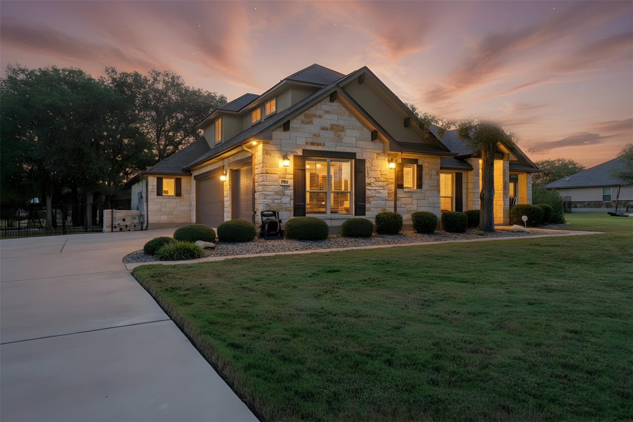 129 Camp Verde Dr, Georgetown, TX 78633