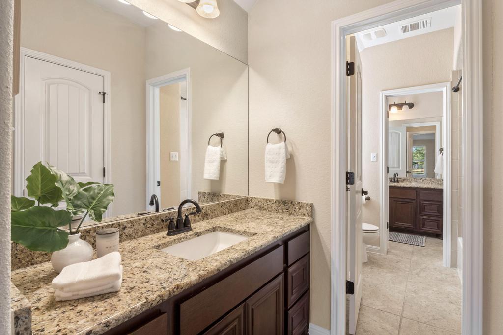 129 Camp Verde Dr, Georgetown, TX 78633