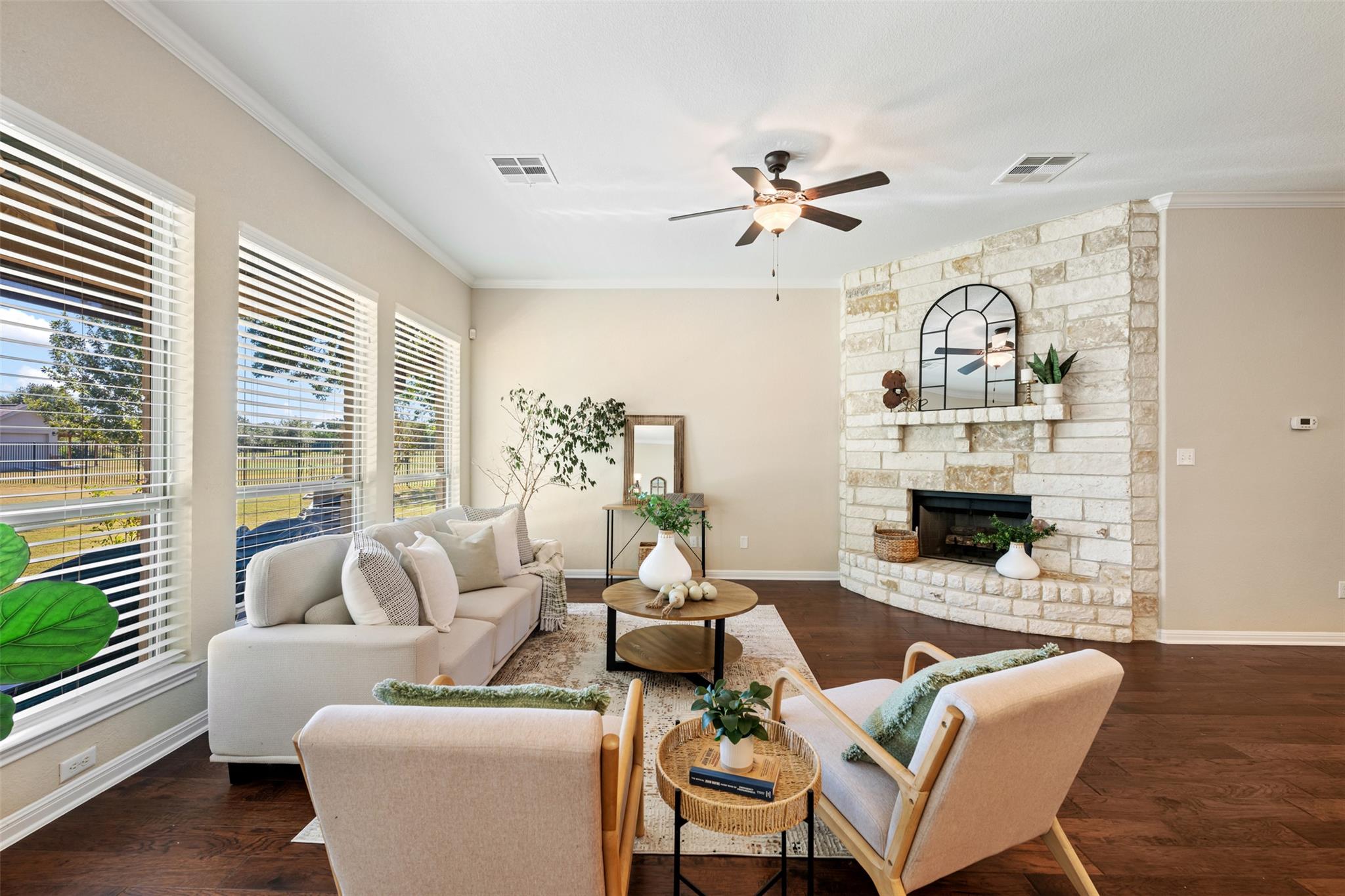 129 Camp Verde Dr, Georgetown, TX 78633