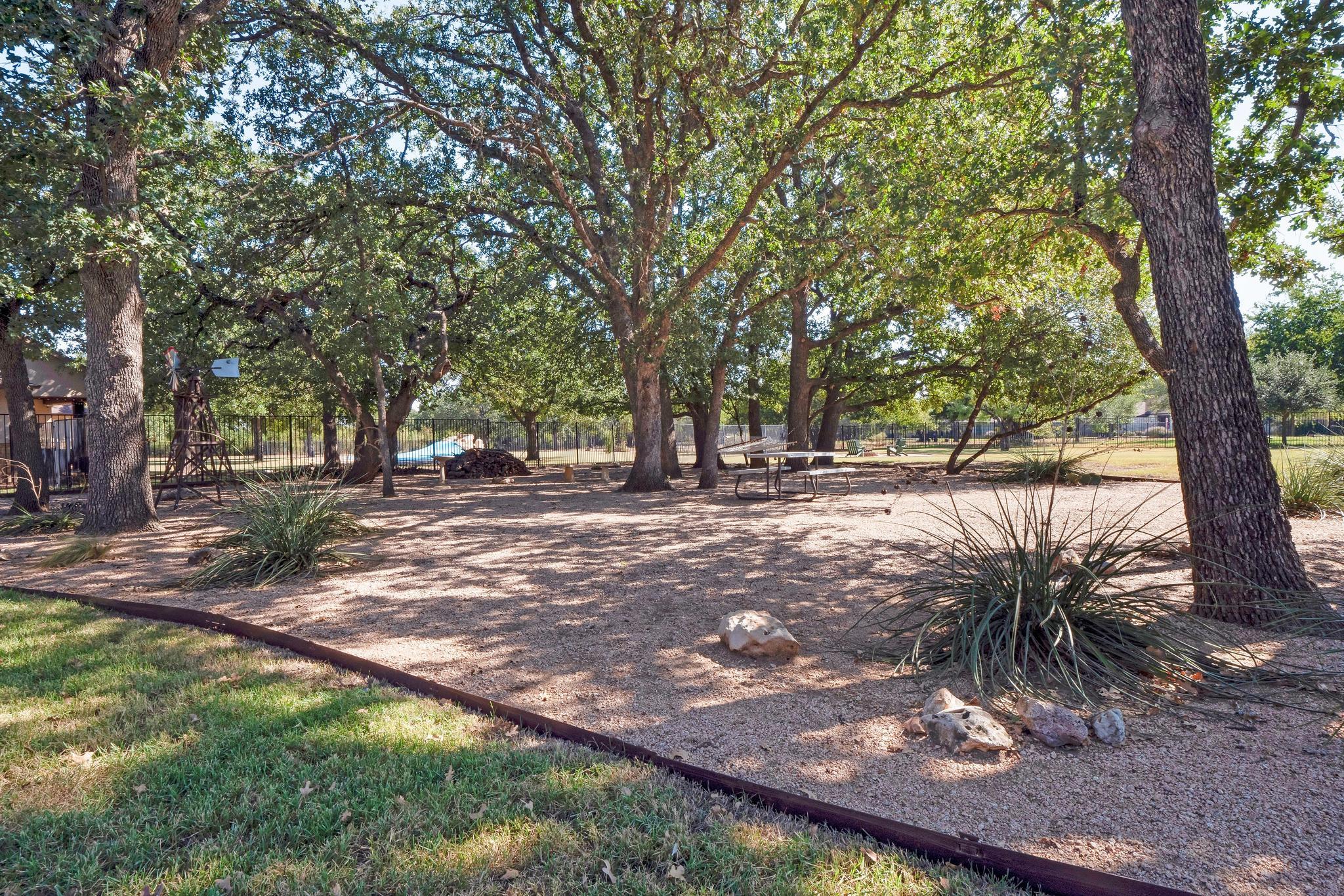 129 Camp Verde Dr, Georgetown, TX 78633