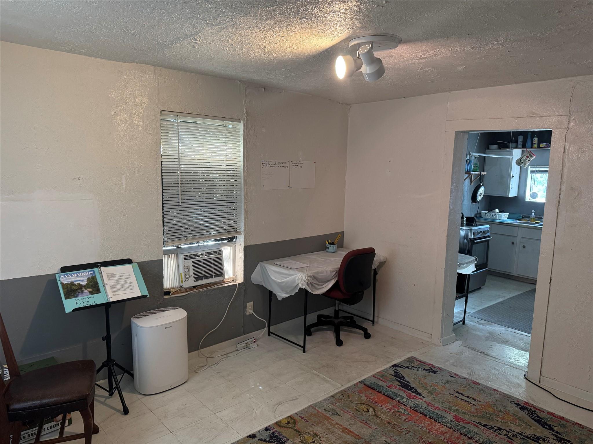 1128 Invasion St, San Marcos, TX 78666