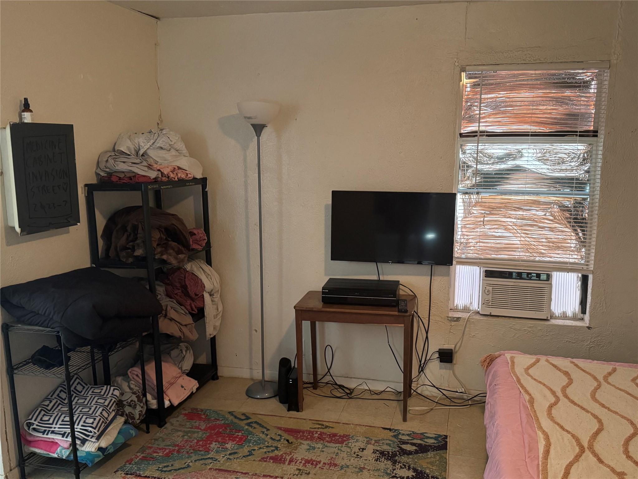 1128 Invasion St, San Marcos, TX 78666