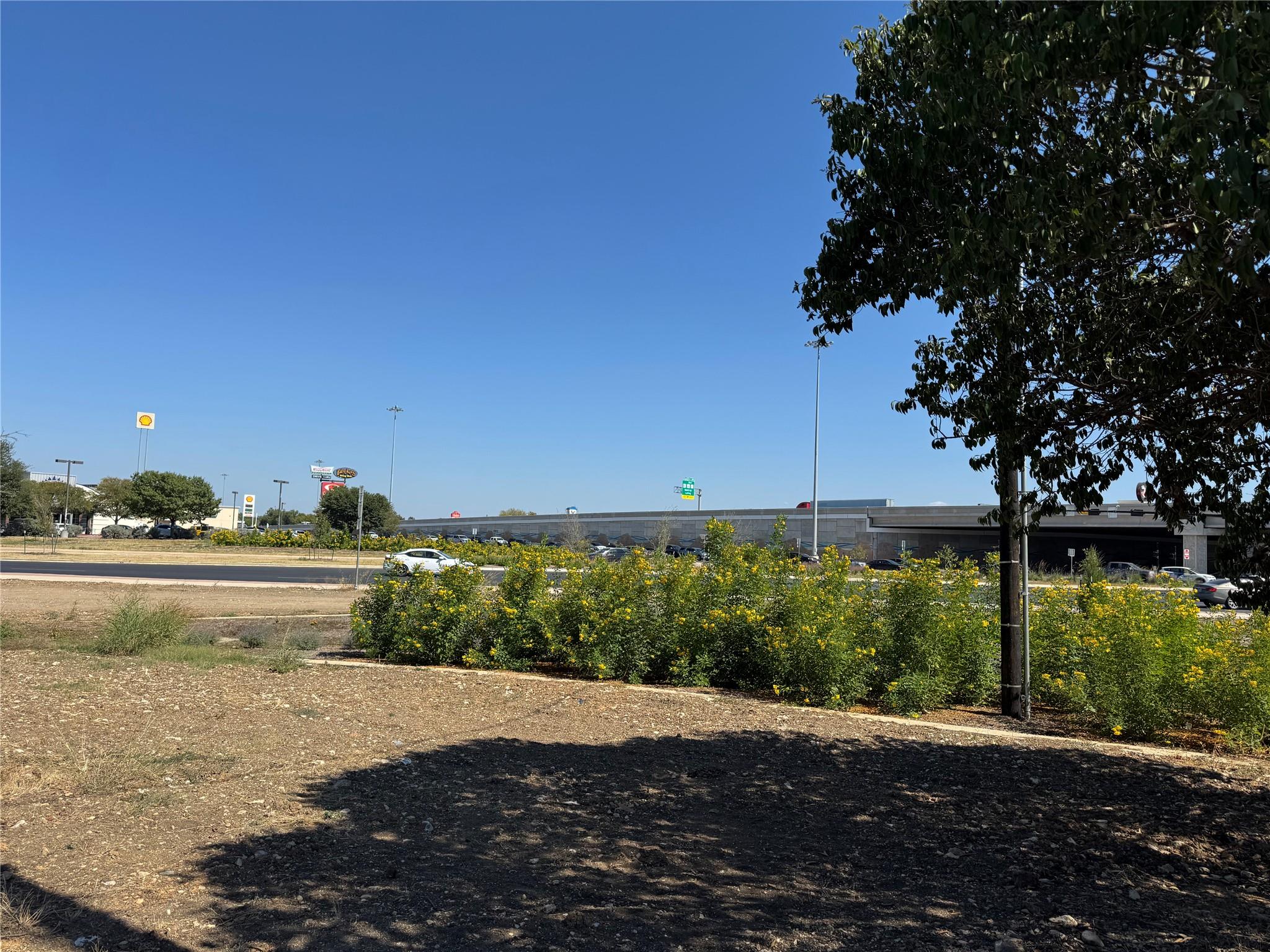 1128 Invasion St, San Marcos, TX 78666