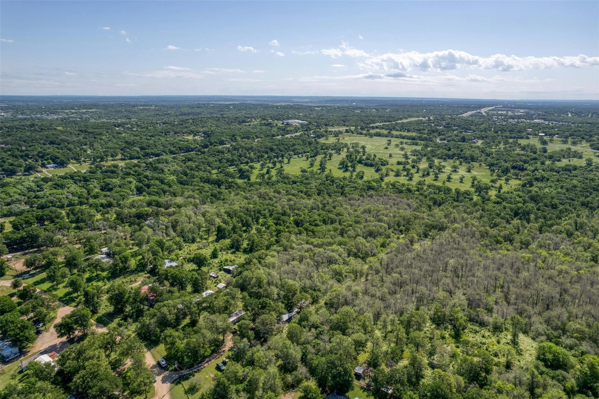 201 Fawn Ridge Rd, Cedar Creek, TX 78612
