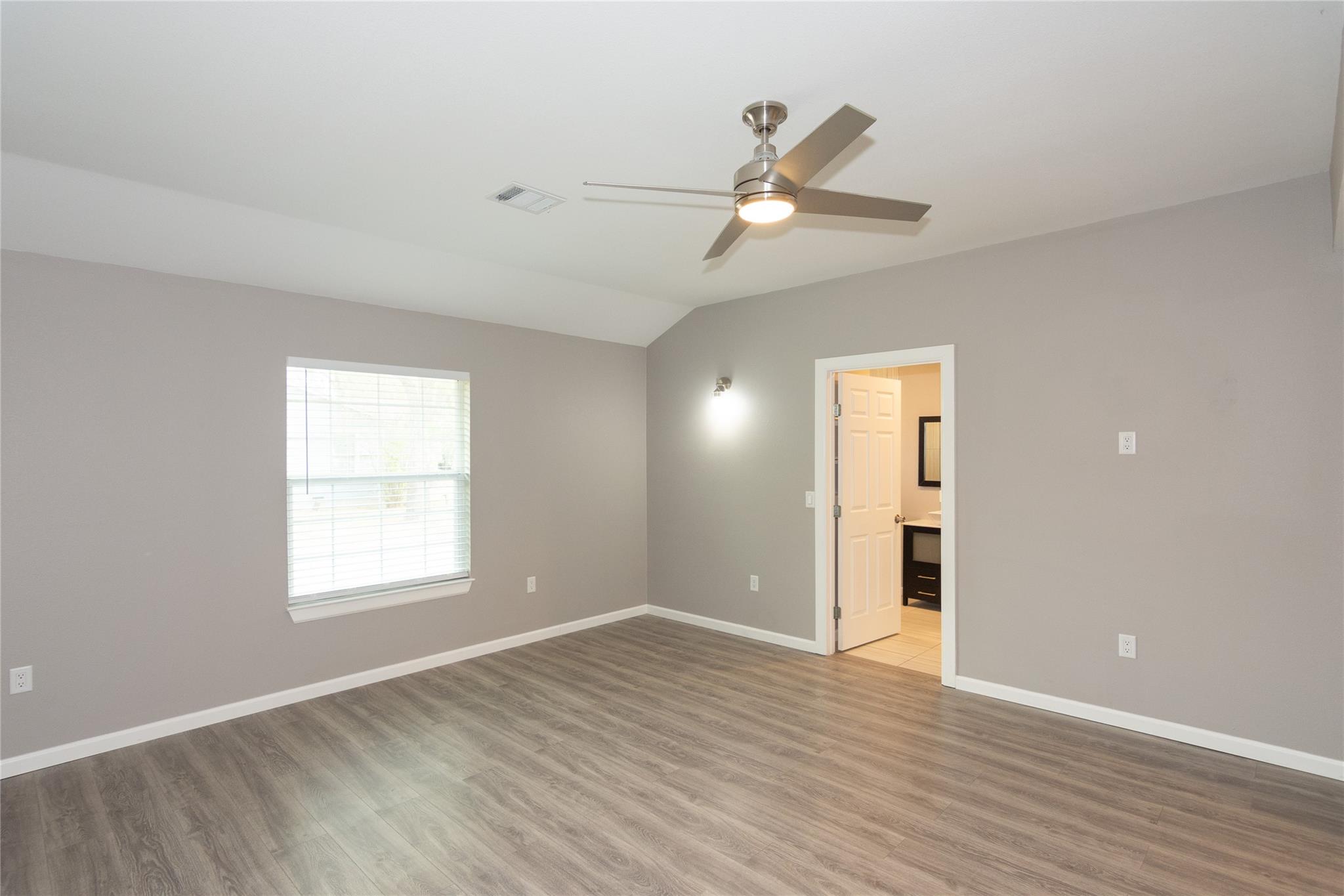 400 S Guadalupe, Granger, TX 76530