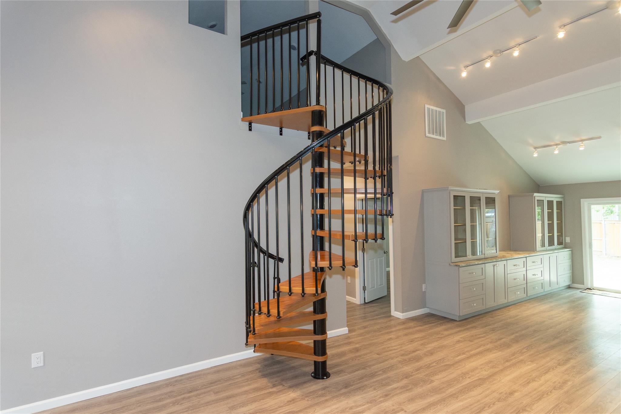 400 S Guadalupe, Granger, TX 76530