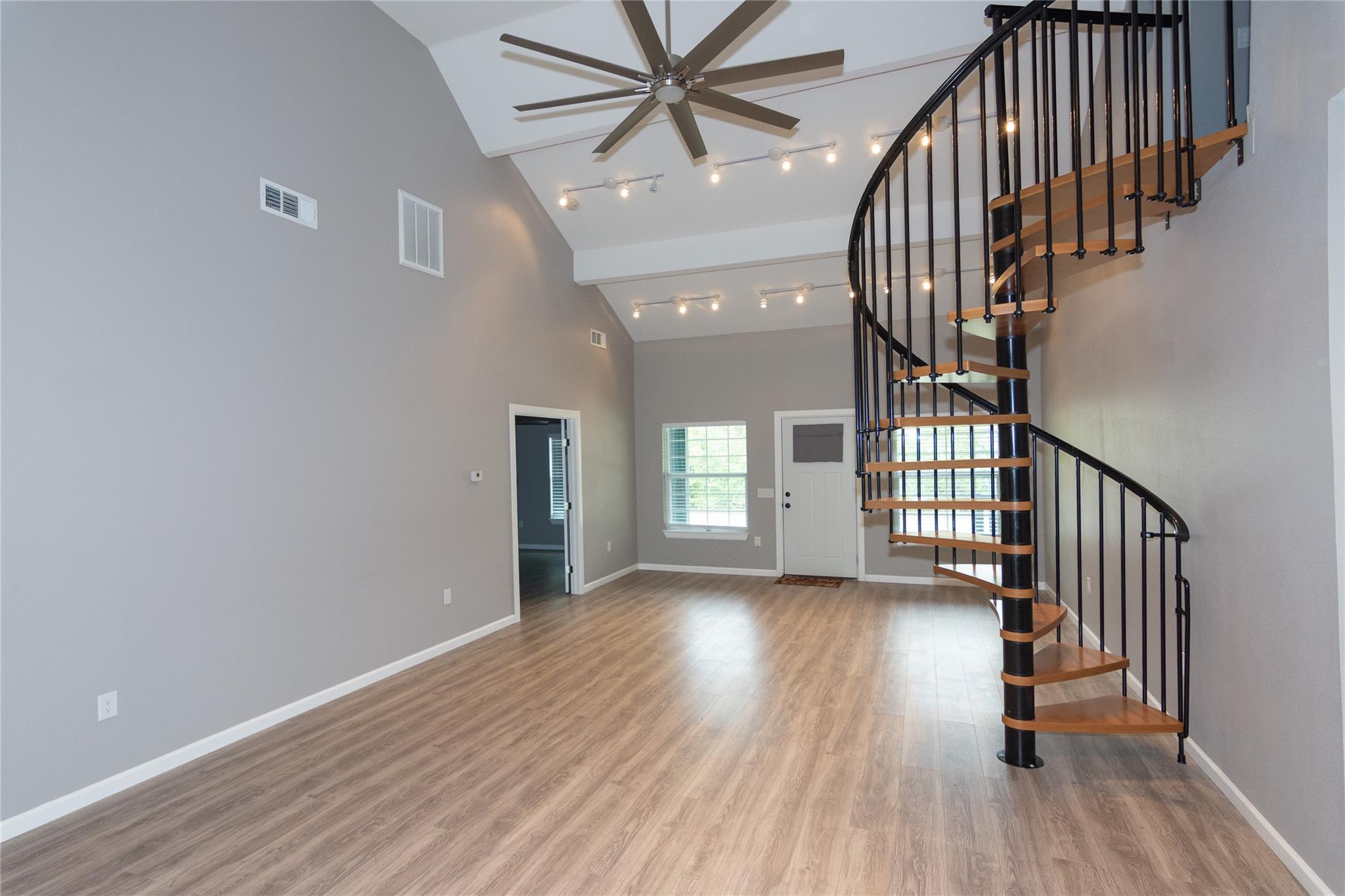 400 S Guadalupe, Granger, TX 76530