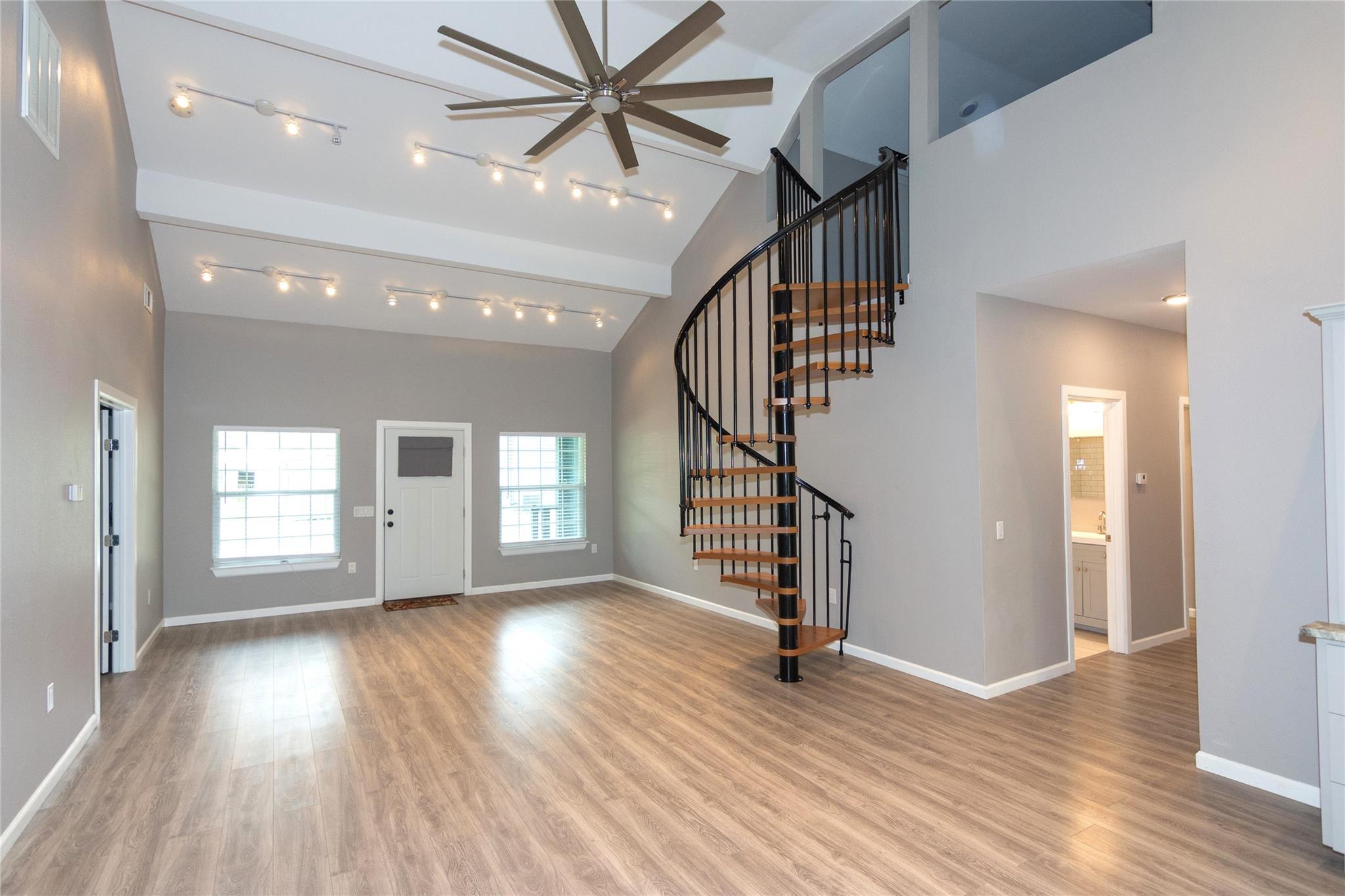 400 S Guadalupe, Granger, TX 76530