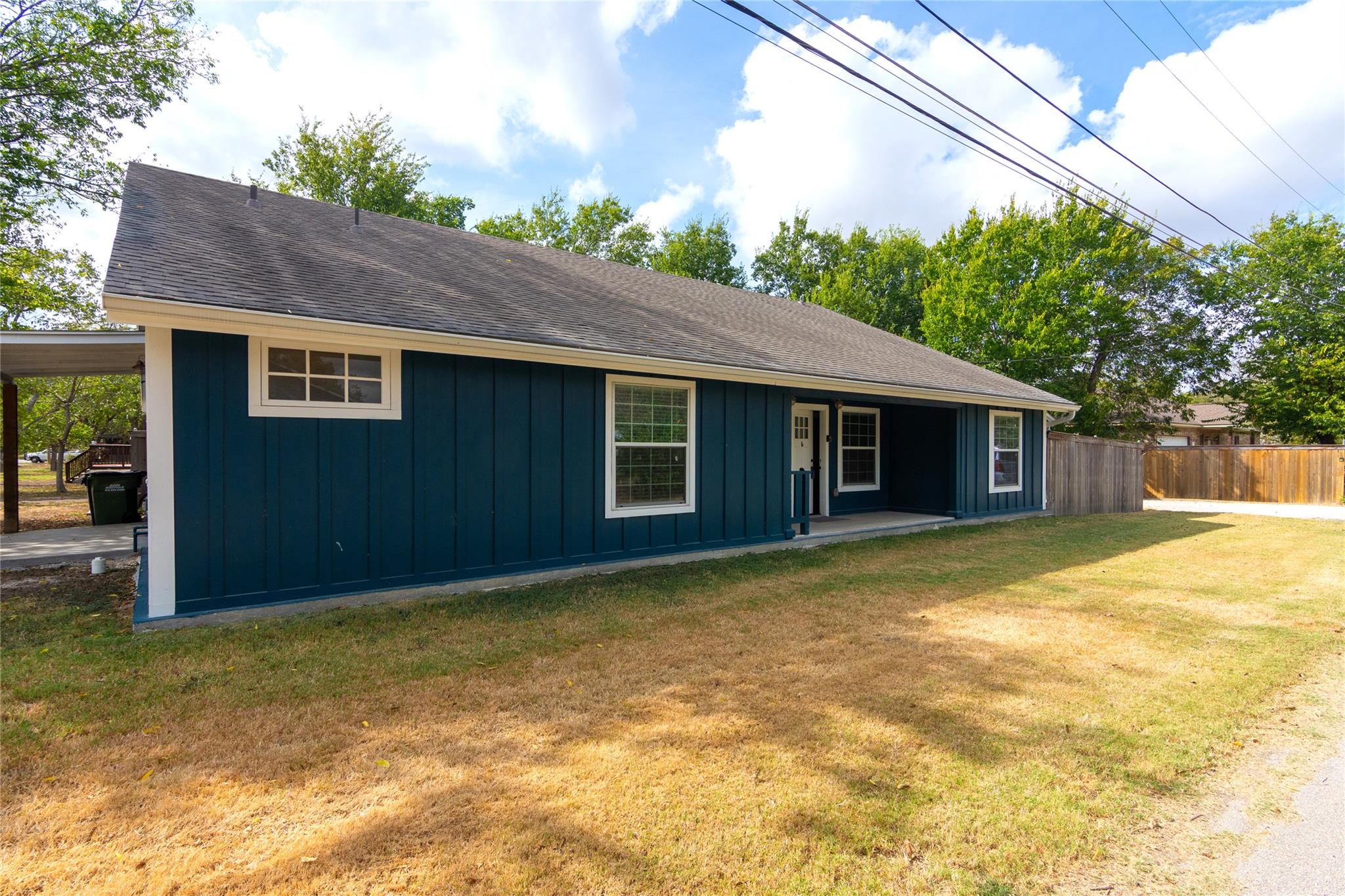 400 S Guadalupe, Granger, TX 76530