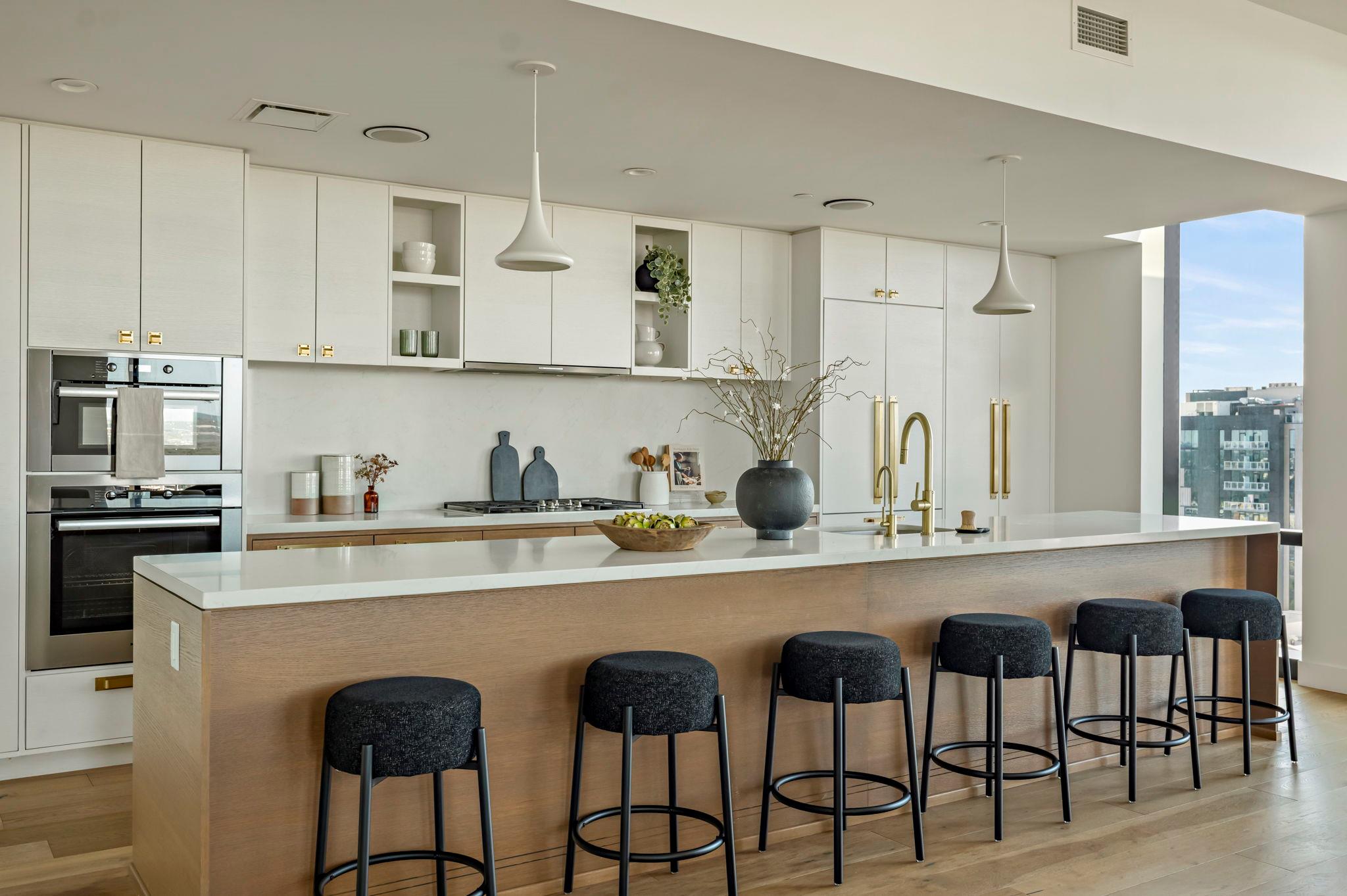 70 Rainey St # 2701, Austin, TX 78701