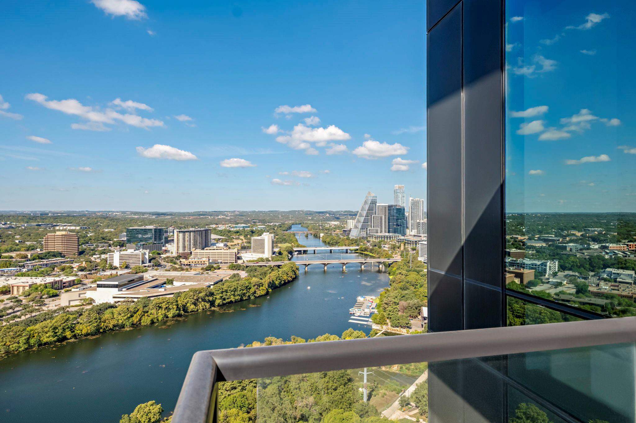 70 Rainey St # 2701, Austin, TX 78701