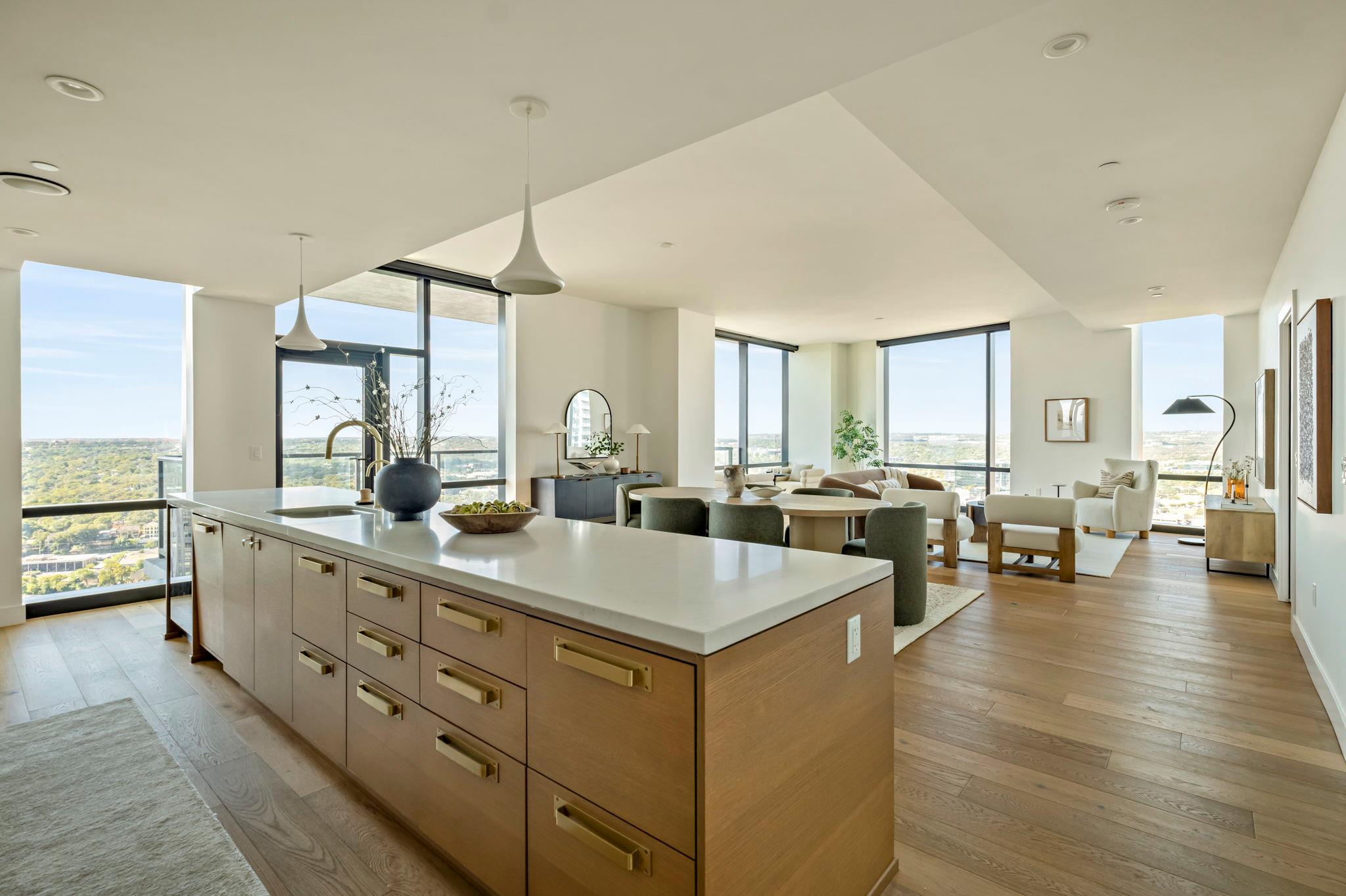 70 Rainey St # 2701, Austin, TX 78701