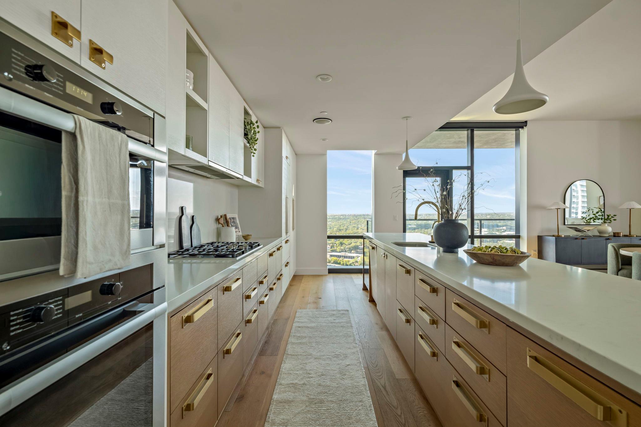 70 Rainey St # 2701, Austin, TX 78701