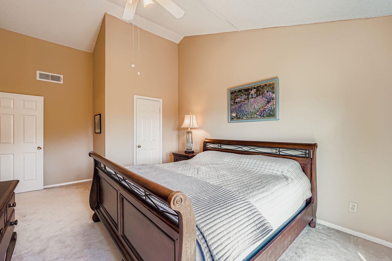 203 S Venture Blvd, Point Venture, TX 78645