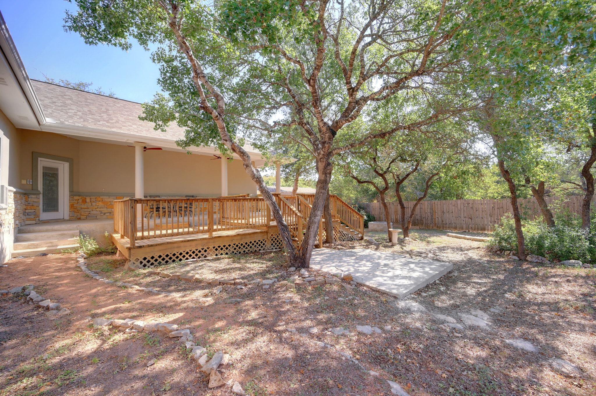 45 Longbow Ln Ln, Wimberley, TX 78676