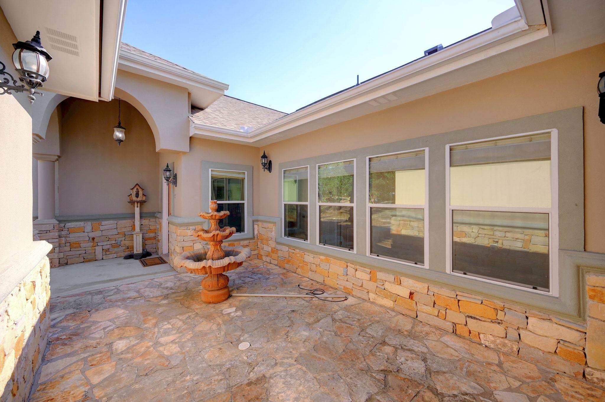 45 Longbow Ln Ln, Wimberley, TX 78676