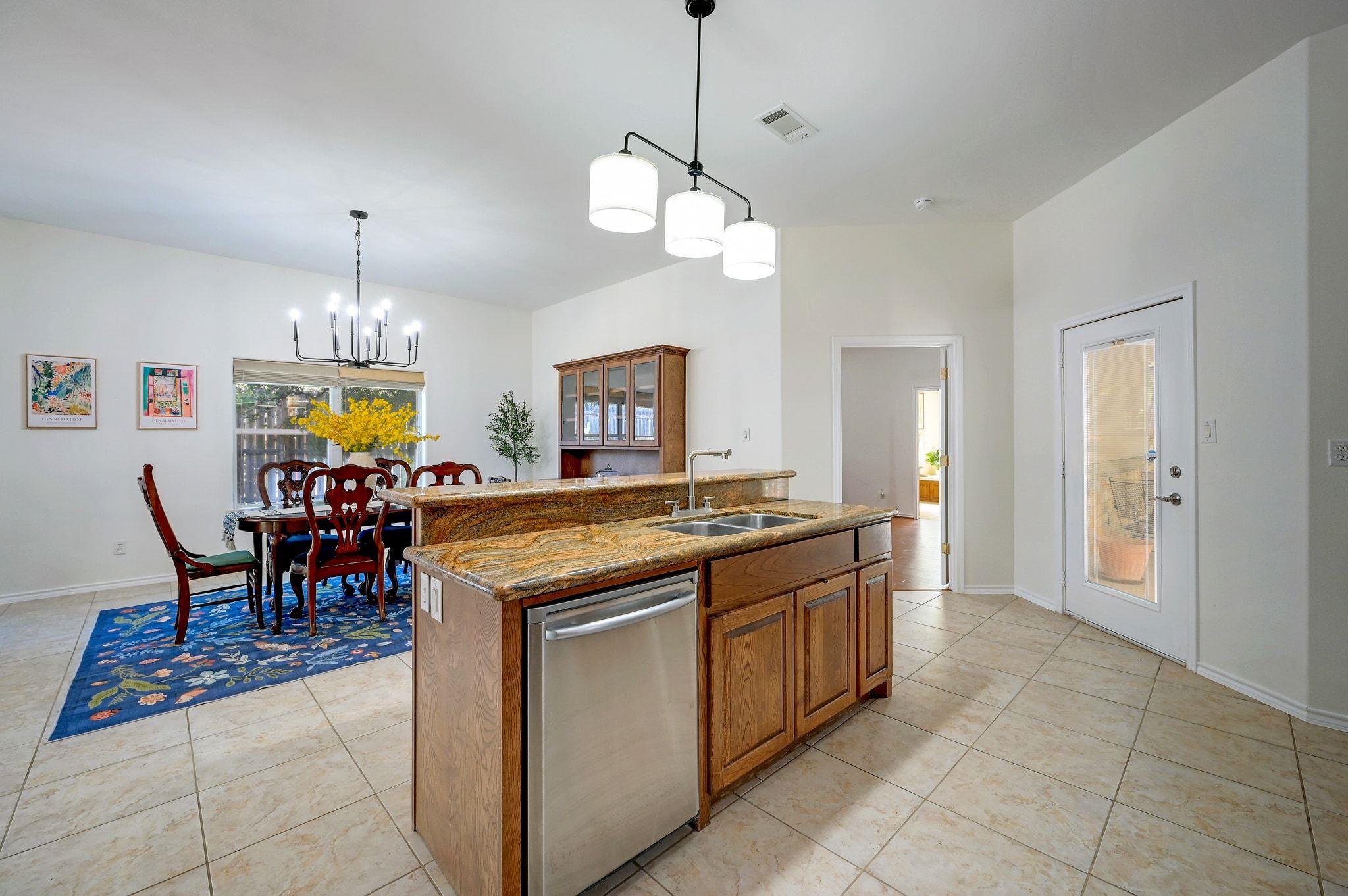 45 Longbow Ln Ln, Wimberley, TX 78676