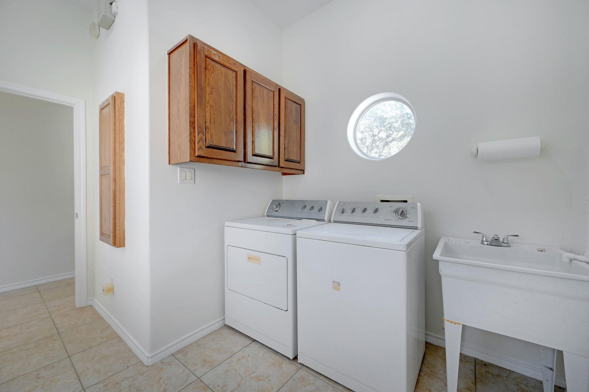 45 Longbow Ln Ln, Wimberley, TX 78676