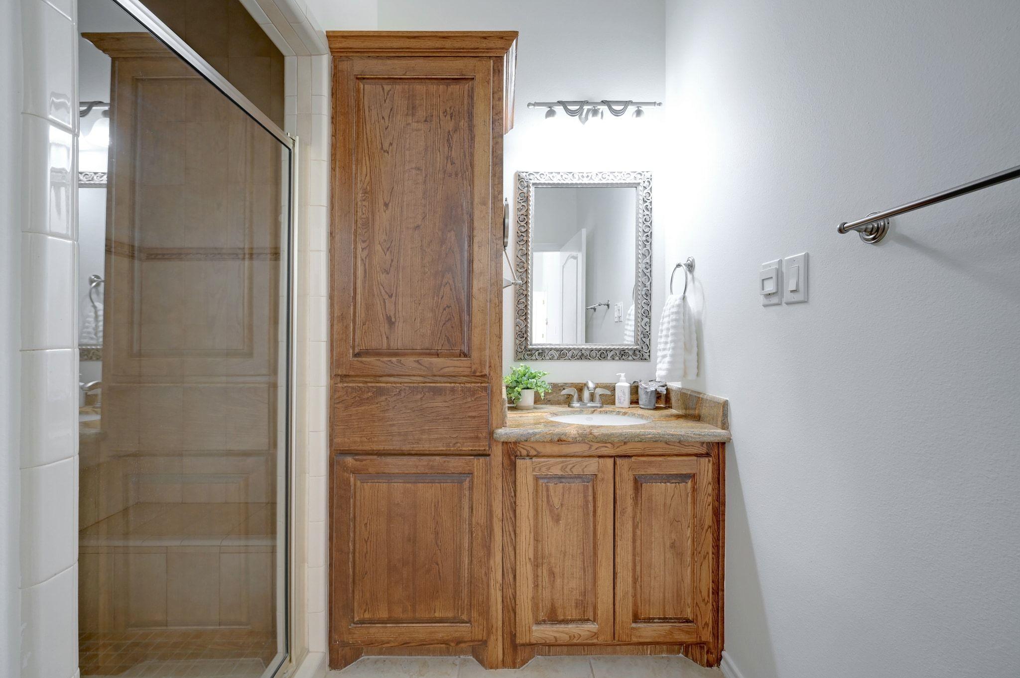 45 Longbow Ln Ln, Wimberley, TX 78676